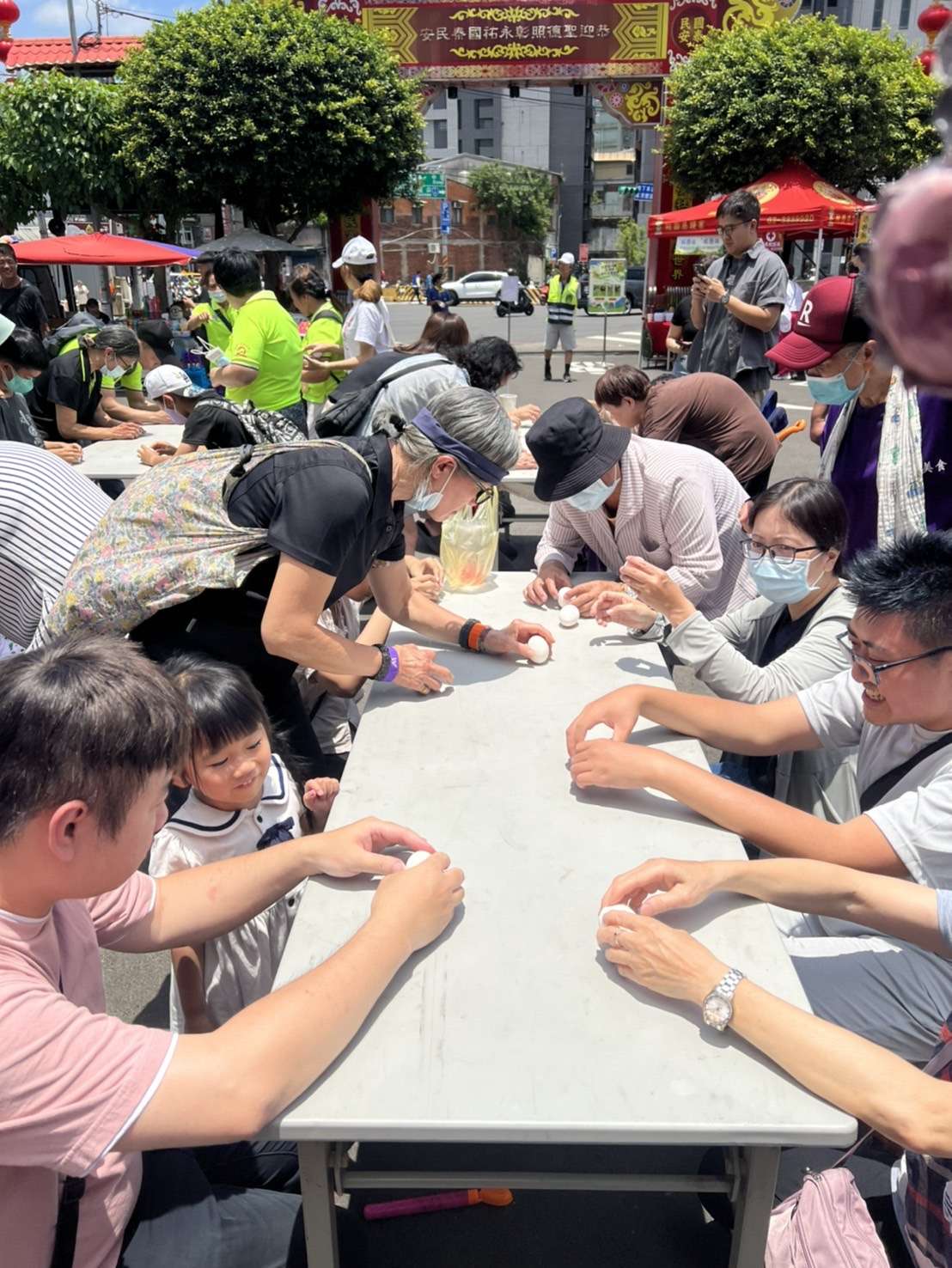 「ㄧ見粽情」慶端午 桃園慈護宮邀育幼院孩子同樂共度佳節 S__64045969_0