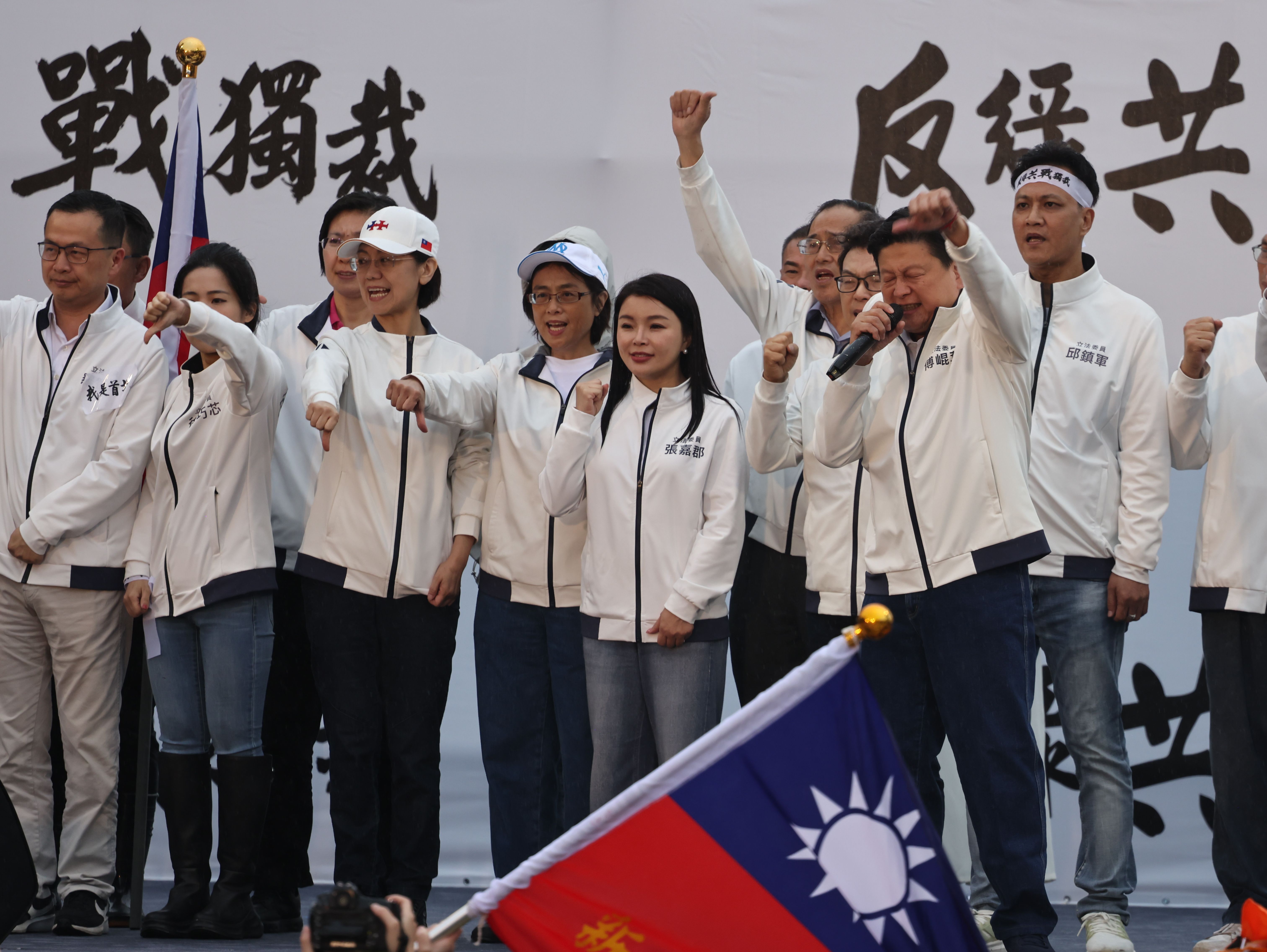 目前共計31位國民黨立委罷免案二階連署達標送件,首波罷免投票日預計在7月中到8月中之間。資料照片/林啟弘攝