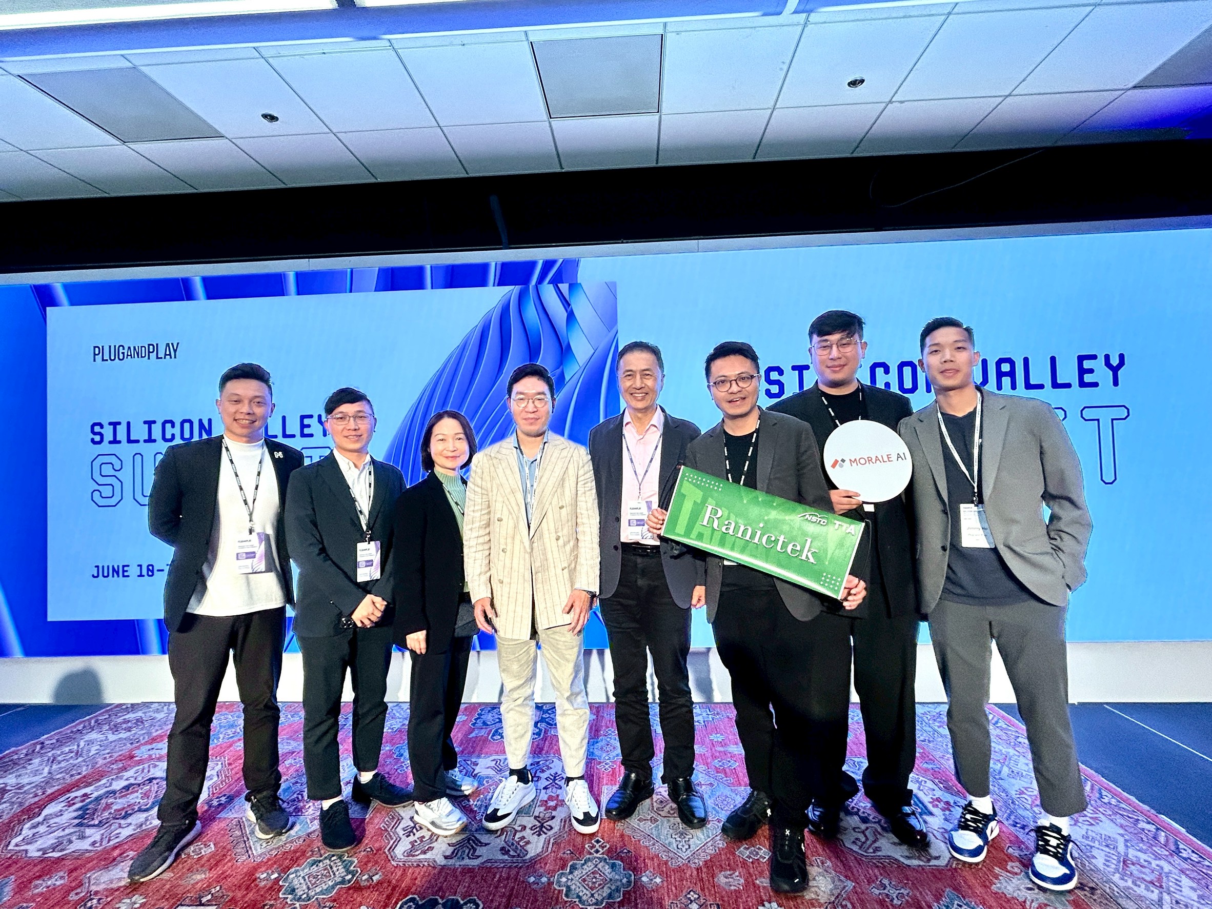 桃園新創登矽谷舞台 五家團隊赴Plug and Play高峰會爭取國際合作 LINE ALBUM 20250611 250612 2 0