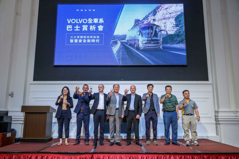 B13R 雙車型全台首交車    VOLVO 全系列巴士賞析會霸氣登場