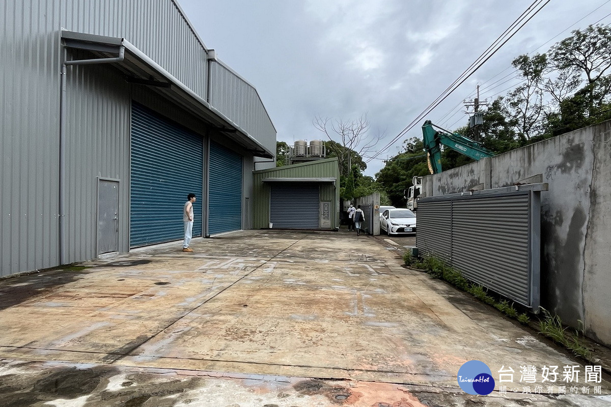 楊梅某處山坡地未依「水土保持法」規定申請核准，即擅自施作整地開發。