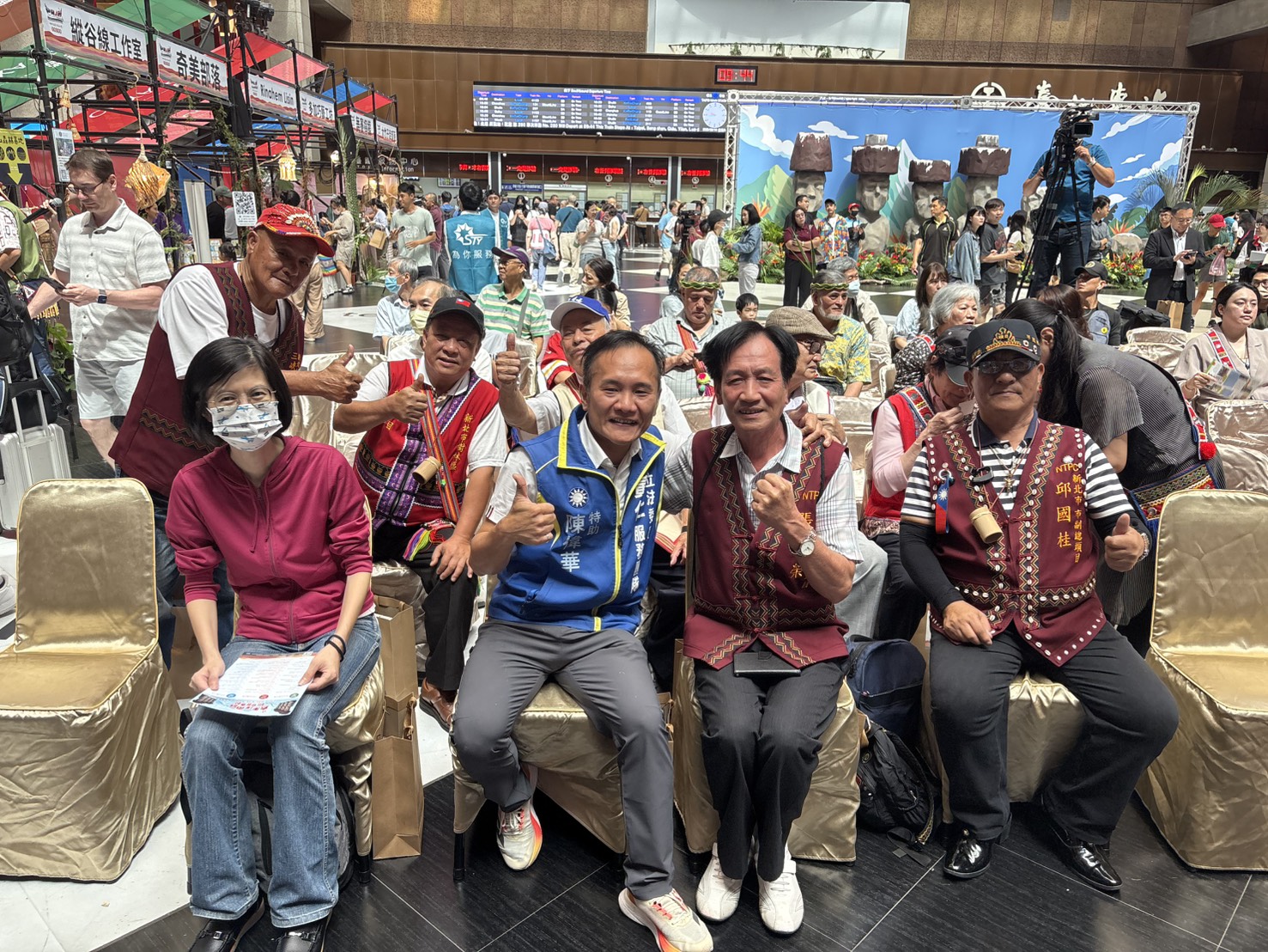 國民黨平地原住民立委黃仁特助陳偉華出席記者會,代表黃仁表態力挺2025太平洋南島聯合豐年節。(記者包克明 翻攝)