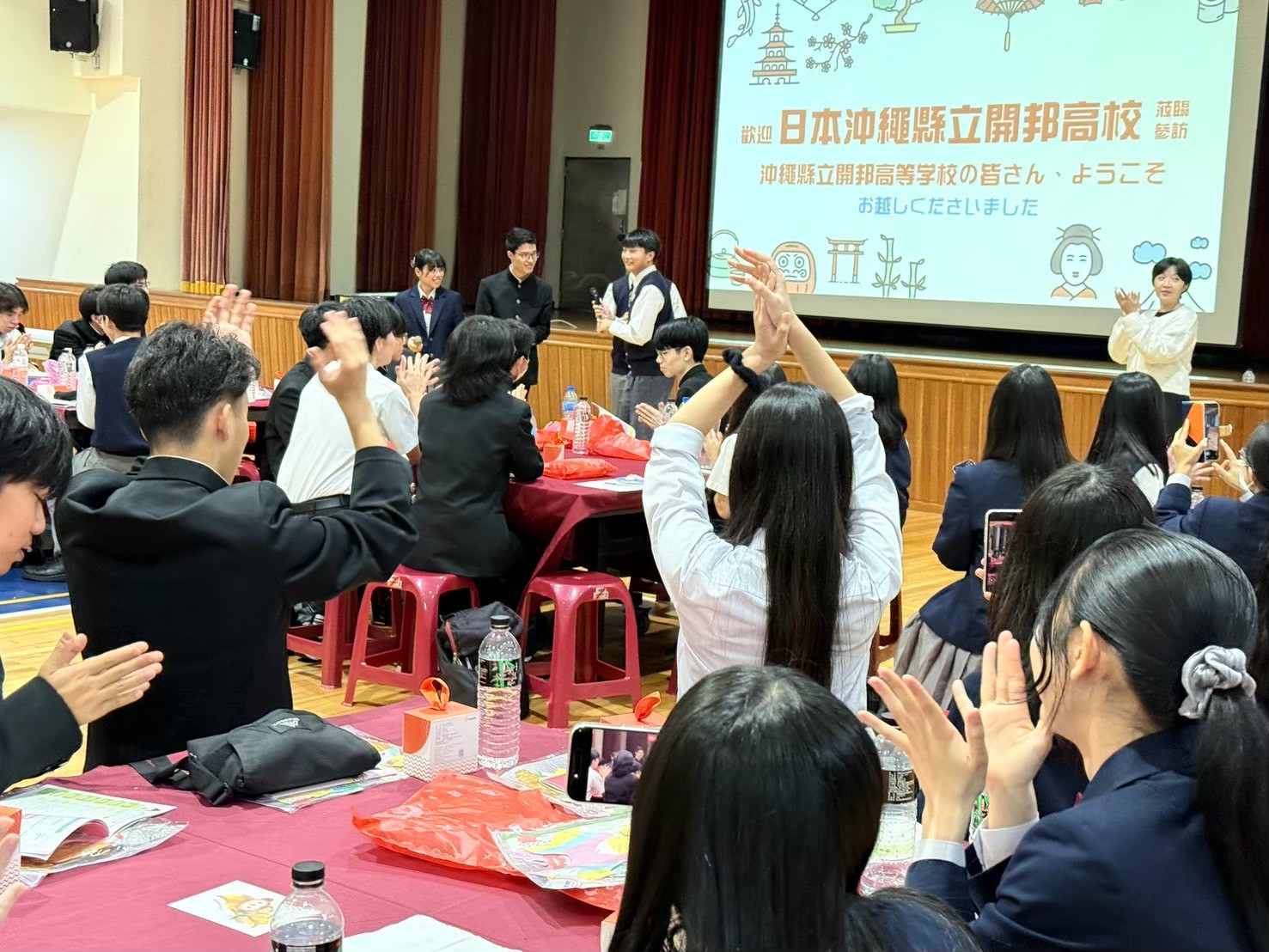 二信高中應英日科陪您創造三年後更好的出路 2 LINE ALBUM 1140306開邦交流 250614 1