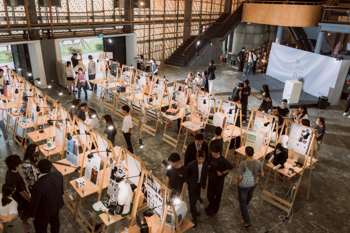 花博公園流行館盛大舉辦期末展《留白 Blank.》現場活動一角。