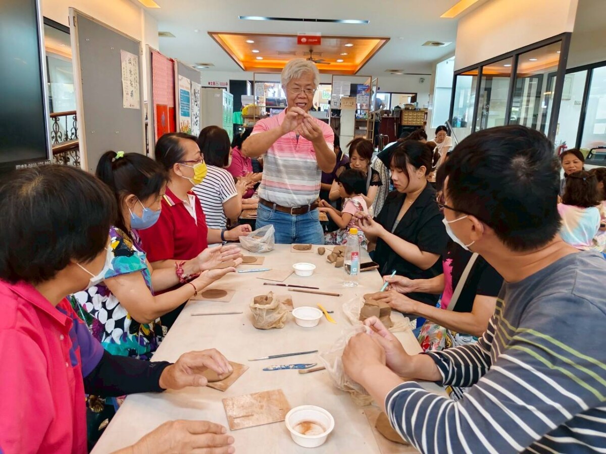 152e1a93eba83a8872da79a4c56c4cb0