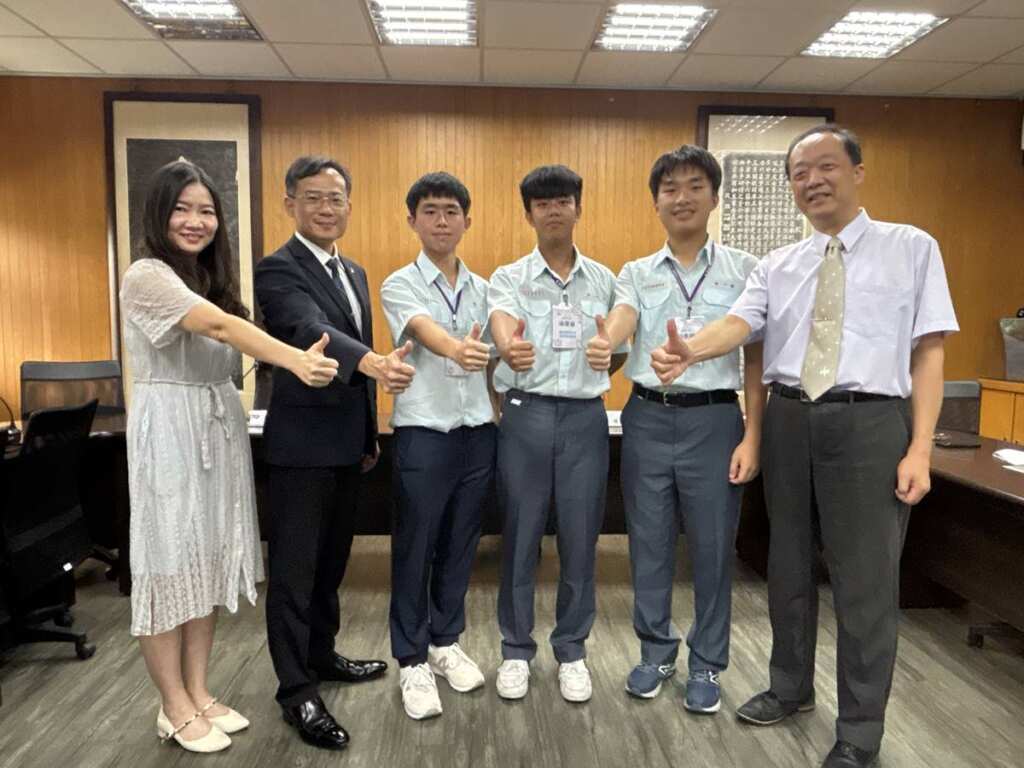 ▲台中一中林隆諺校長指出一中以鼓勵學生多元試探、拓展未來視野。(台中一中提供)