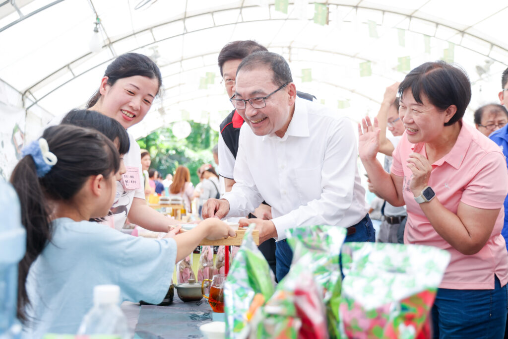 新北首座農創所「有種茶UChung」開幕 侯友宜：持續打造農創基地吸引年輕人才回流