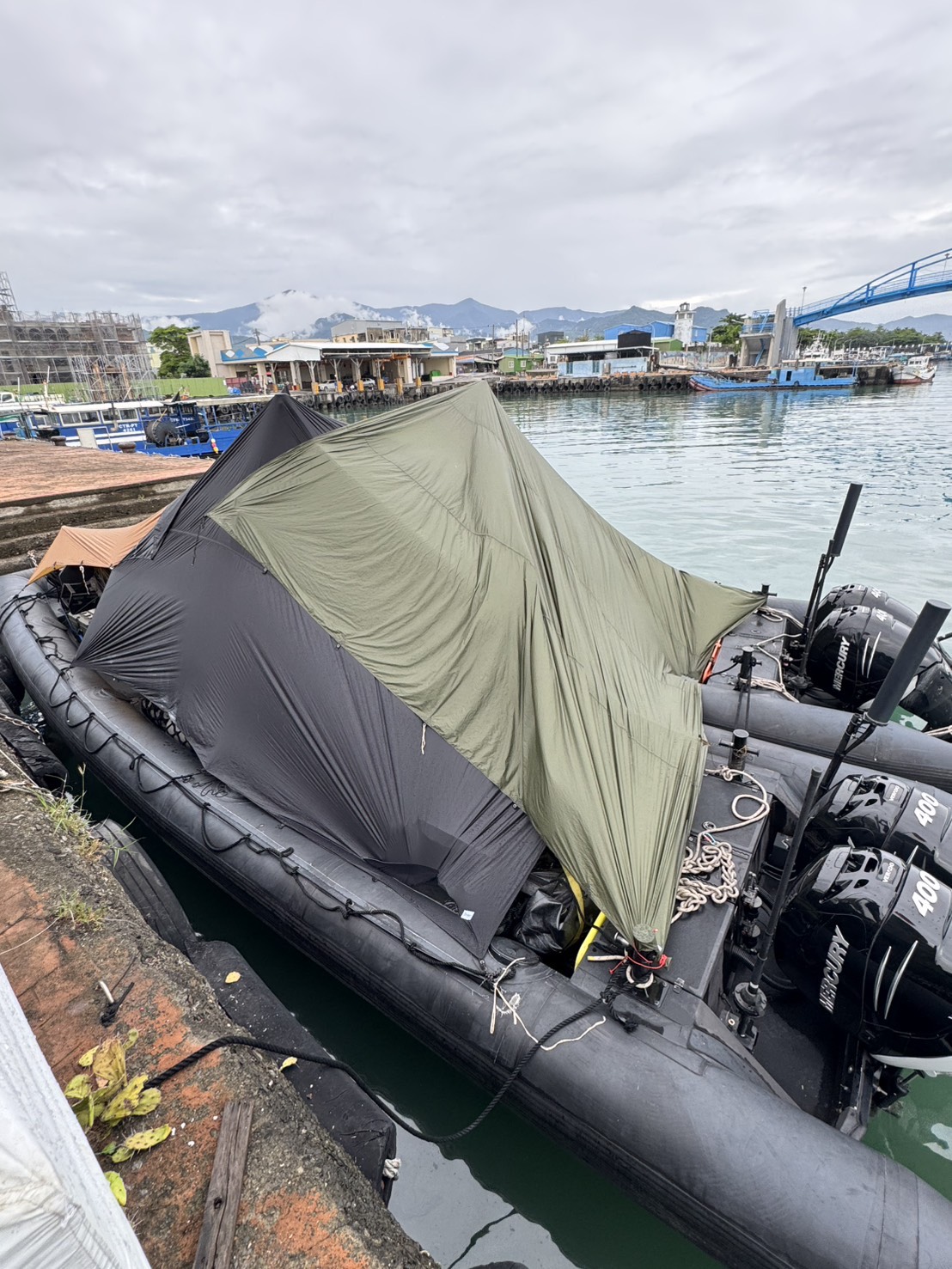 黑鷹英勇救人 《海軍陸戰隊兩棲偵搜大隊》兩特勤中士跳海奮勇搶救5名國中生 - https://www.watchmedia01.com