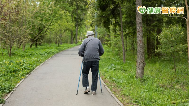 ９旬長輩心臟衰竭無法開刀　「這1非侵入性治療」助重拾行動力