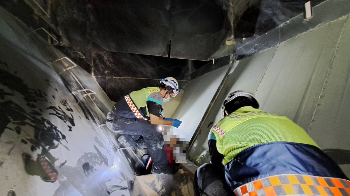 F59de14a50cf26e9bee951dabbddc8c1