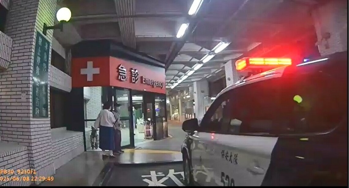 北市警路檢見男子幾近昏厥 及時送醫展柔情
