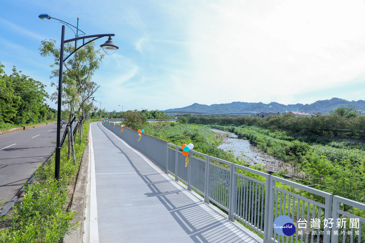旱溪西路自行車道正式啟用