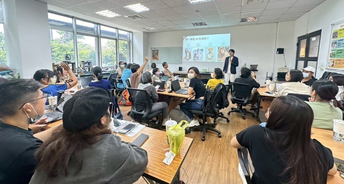 高市勞工局創業學習營從定位到實踐 培育學員打造新時代品牌說服力