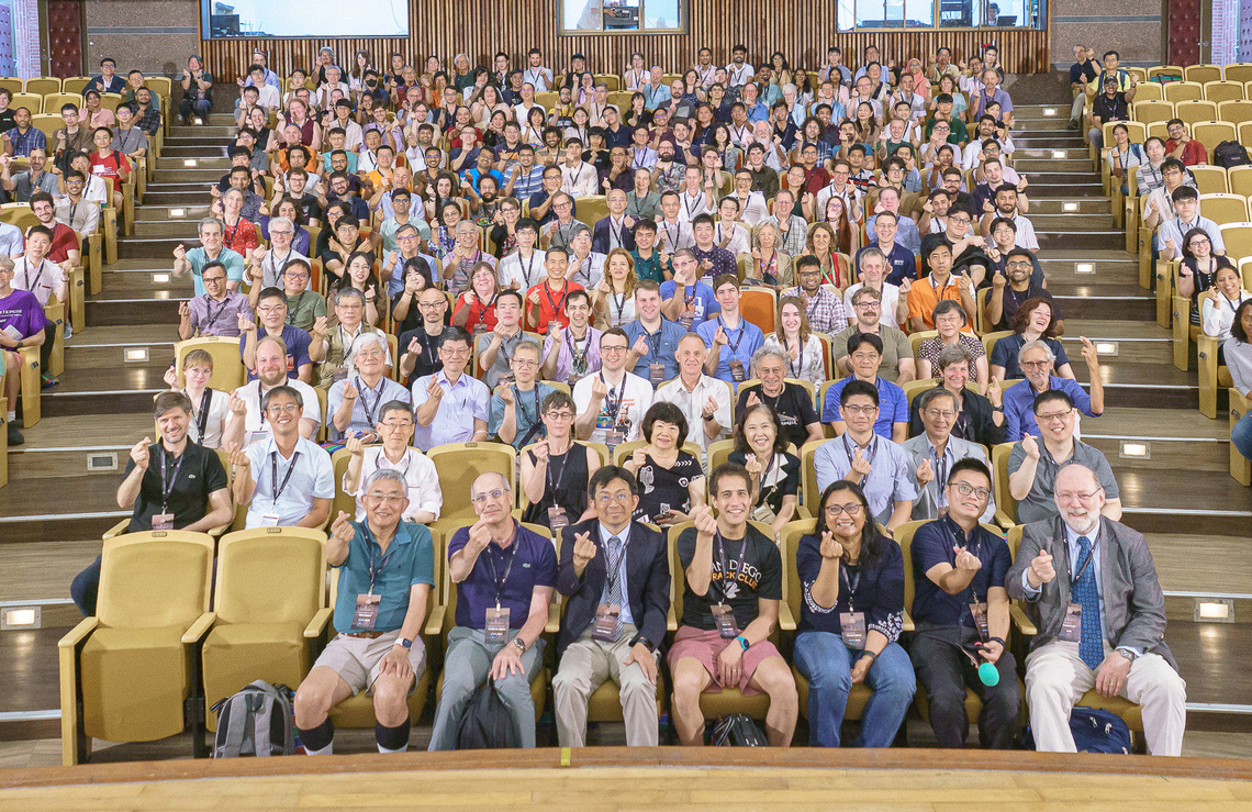 用數字與世界對話 中山大學辦國際線性代數學會年會
