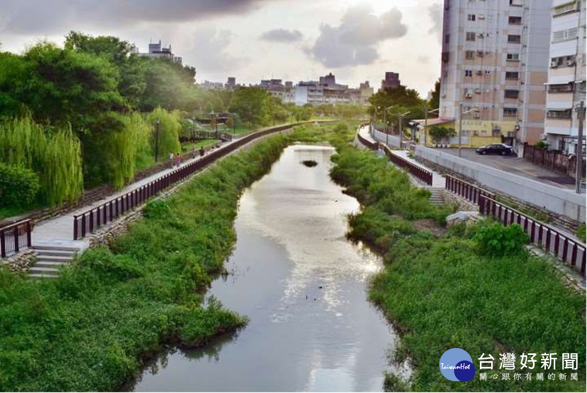 雲林溪上中下游段整體水環境與景觀改善工程榮獲2025年全球卓越建設獎「公部門基礎建設 / 環境適意工程類」金獎／翻攝照片