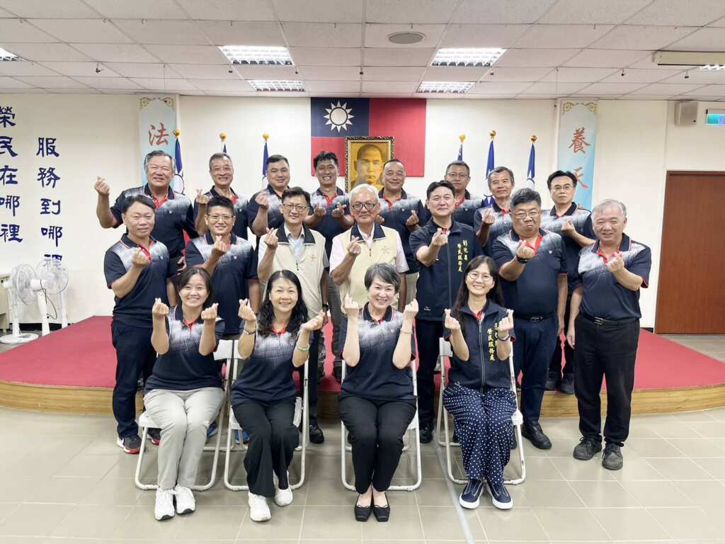 ▲輔導會陳進廣副主任委員視導彰化縣榮服處，傾聽基層聲音關懷榮民眷。（彰化縣榮服處提供）