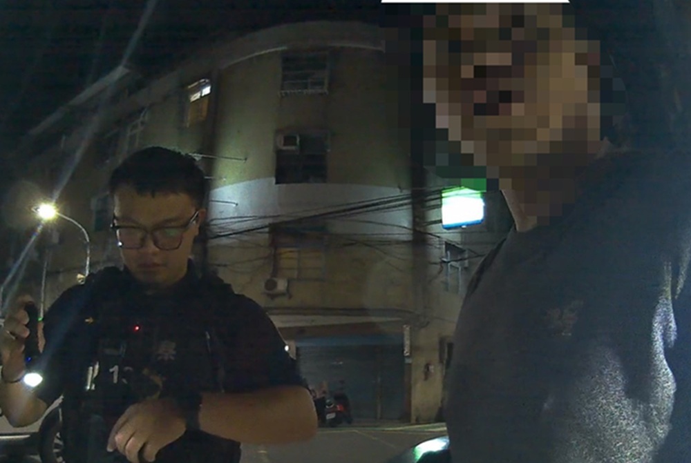 男涉藏毒女雙通緝 違規停車情侶檔雙雙被逮 239 cnews204250624a04