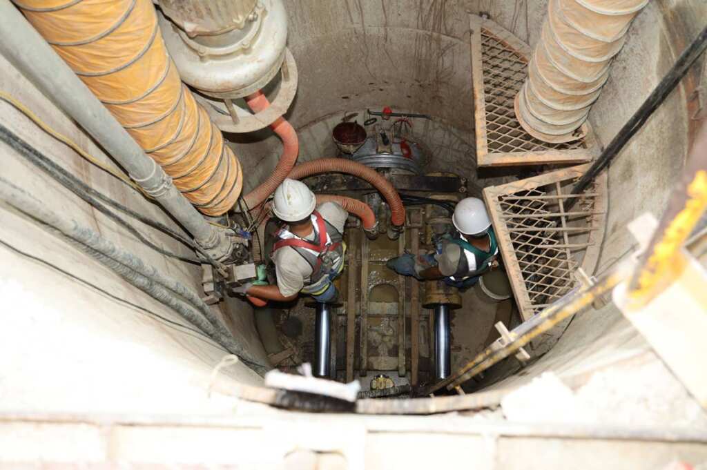 ▲竹北市環北路三段持續施作污水下水道工程。