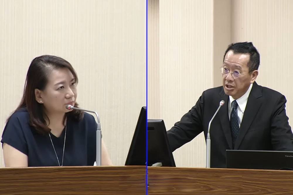 羅美玲疑台海危機美方是否協防 顧立雄:戰略目標是「防止戰事發生」 250 羅美玲疑台海危機美方是否協防 顧立雄:戰略目標是「防止戰事發生」 249