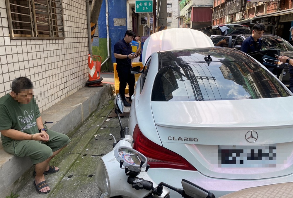 涉國道逼車肇逃 48歲駕駛落網竟還是毒品通緝犯 243 cnews204250625a06