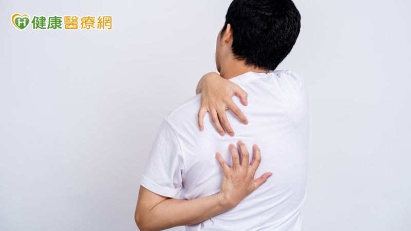 規律透析卻帶來「癢」無止境 專家教你正向面對尿毒性搔癢症