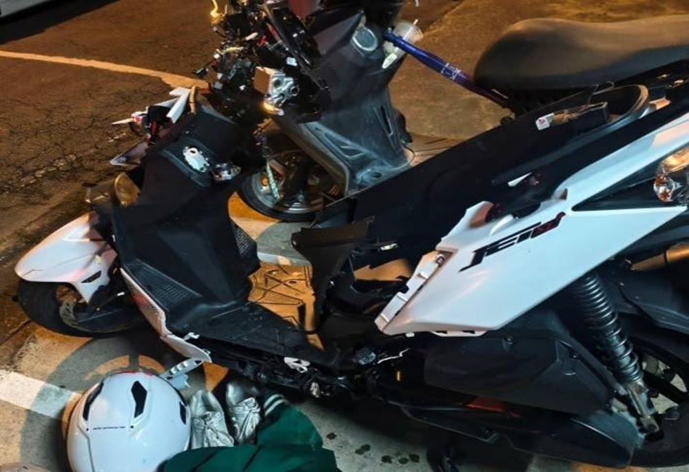 高中生無照酒駕載友人飆速 衝撞電線桿噴飛送醫雙亡 216 248250626a16