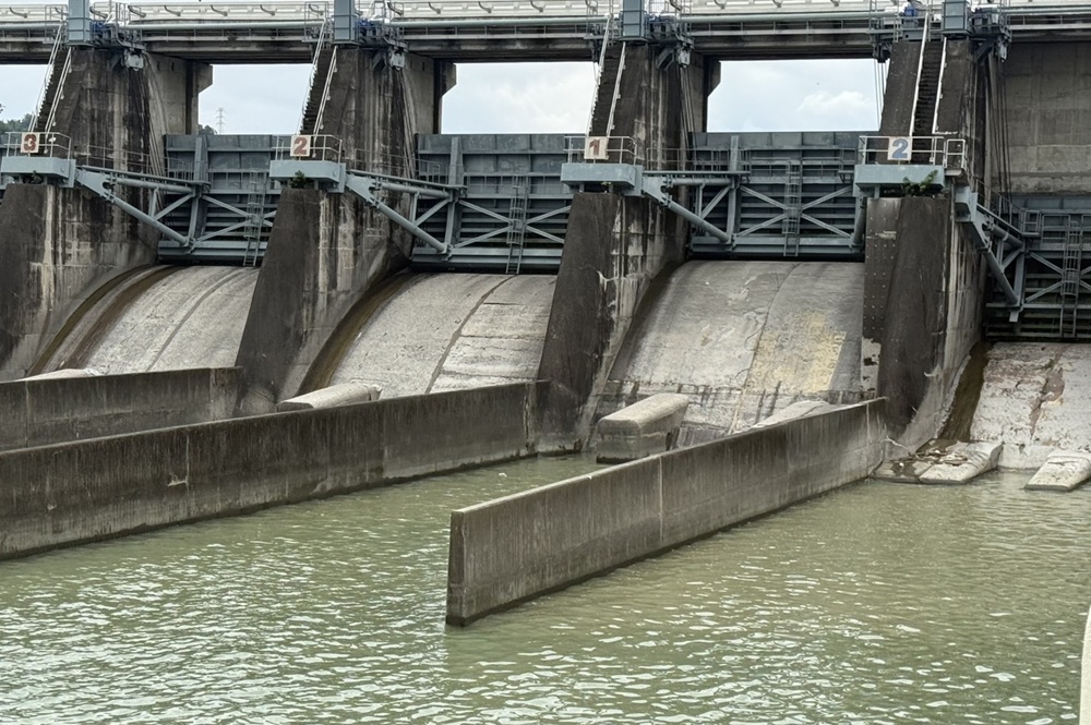 石岡水壩浮女屍無衣物 警針對失蹤人口積極釐清身分 220 cnews204250626a11