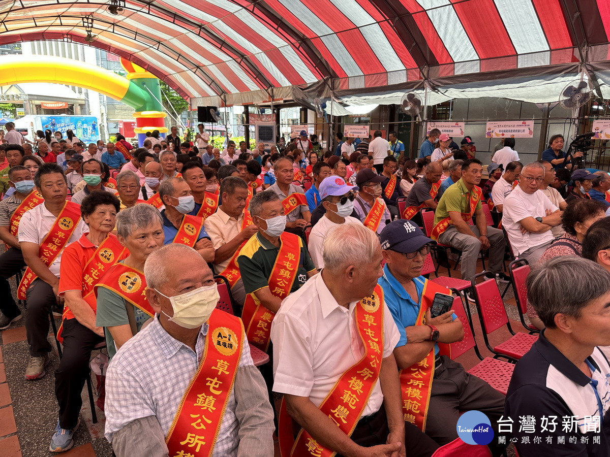今年表揚145名優秀農民。(記者扶小萍攝)