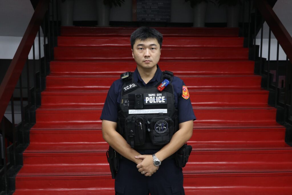 文一警協助處理故障車  即刻救援守護道路安全