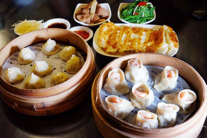 《魷魚遊戲3》巨型英熙、哲秀人偶現身臺北市! 打造最潮打卡點 揭開暑假序幕