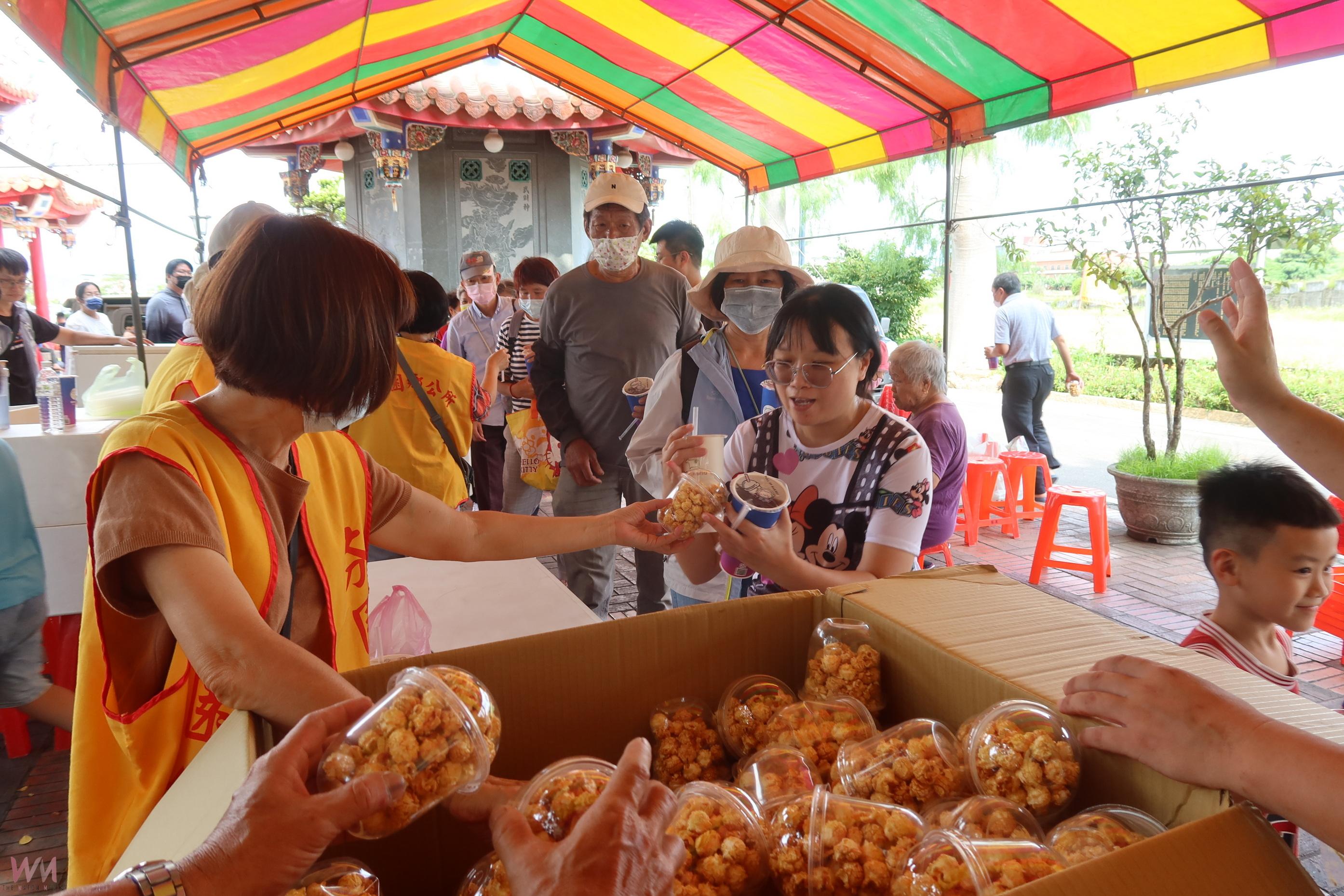 (有影片)/芬園草地音樂會寶藏寺登場 農產美食結合音樂共譜夏日盛宴 - https://www.watchmedia01.com