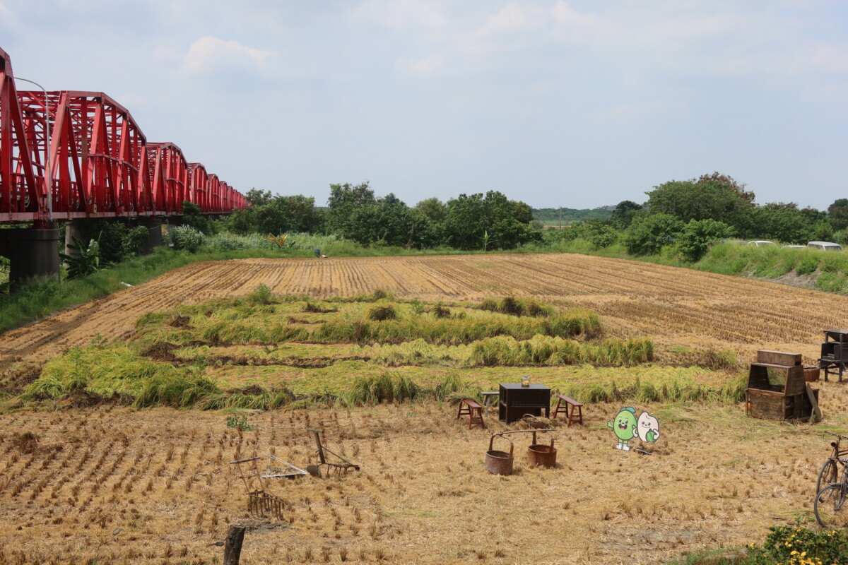 13f404efd17cdc4de36da6207836c633