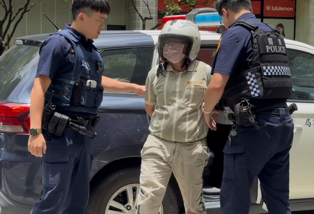疑工作口角惹怨 36歲婦樓梯口刺死41歲男同事 244 cnews204250630a09