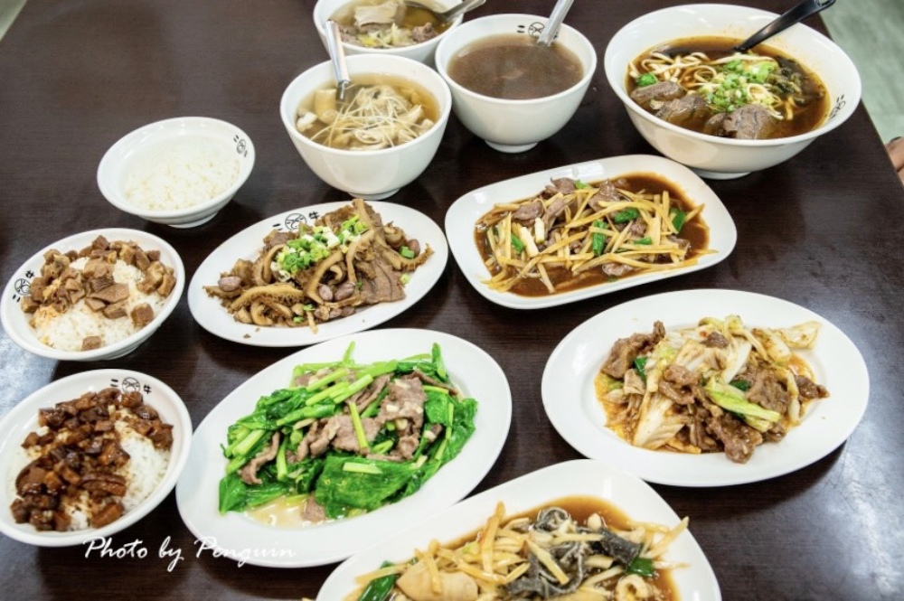 台南安平「二牛牛肉湯」 恆溫分解室確保鮮味無損 完美呈現牛肉湯本質 4 ▲二牛牛肉湯以新鮮牛肉呈現各種牛肉料理的最佳口感。(圖/二牛牛肉湯提供)