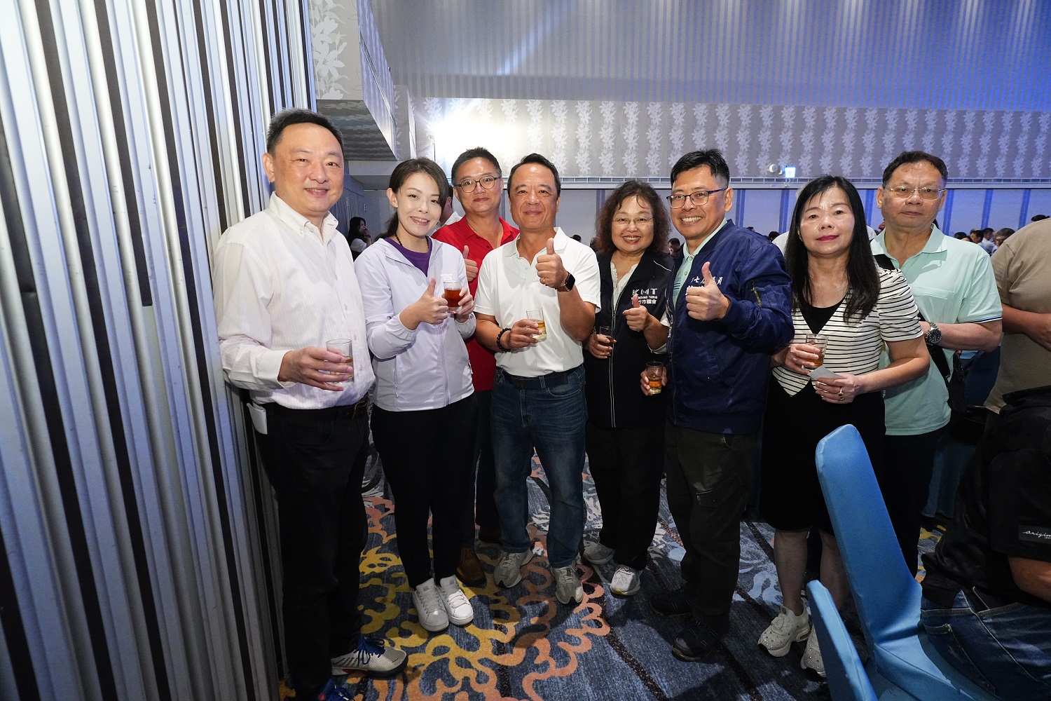 高虹安人氣不減 民眾熱情要求合影 - https://www.watchmedia01.com