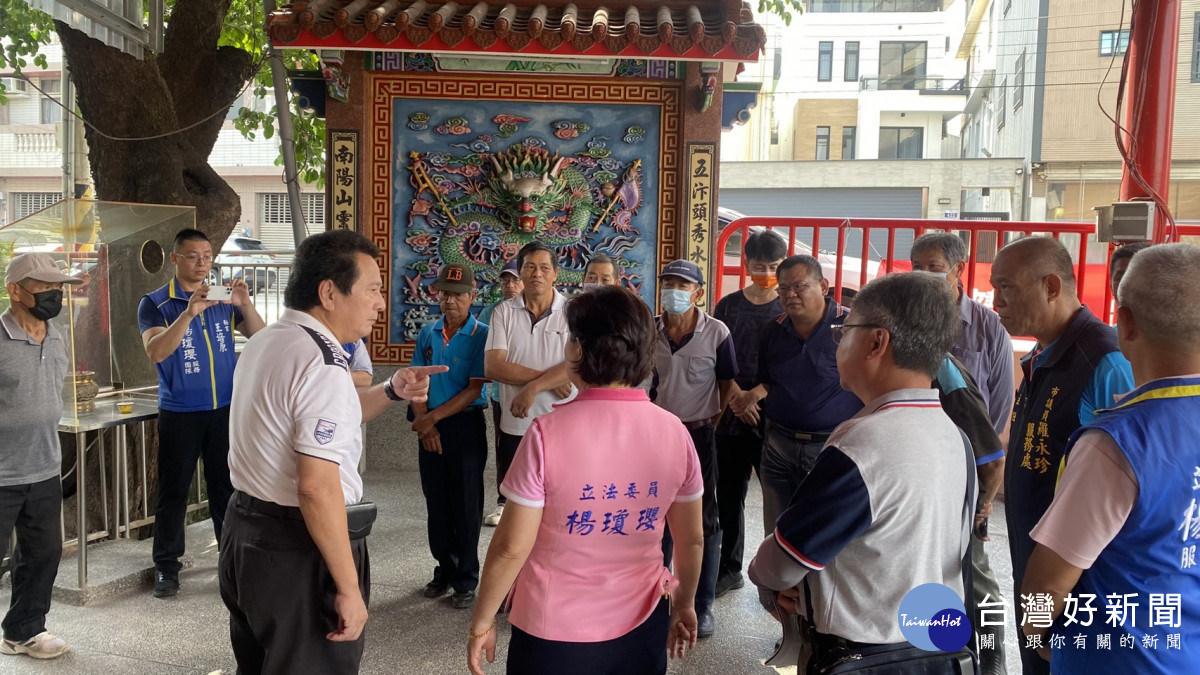 立委楊瓊瓔關心神岡農民灌溉用水困境。