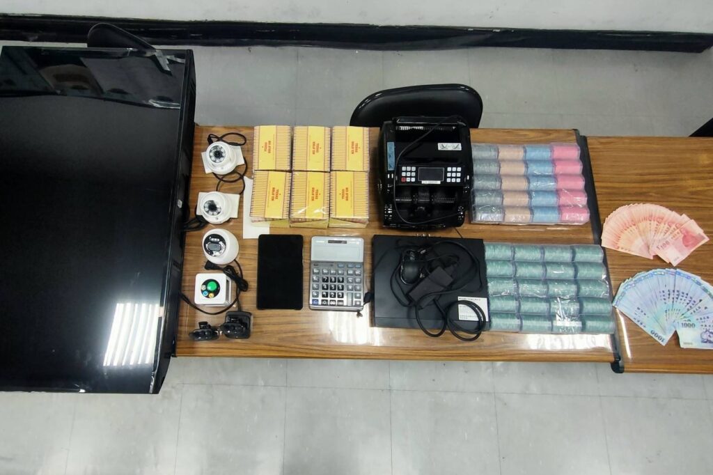 短期租約避查緝 松山警破獲隱身住宅區之無招牌小型德撲協會賭場 7 MEITU 20250701 094805689