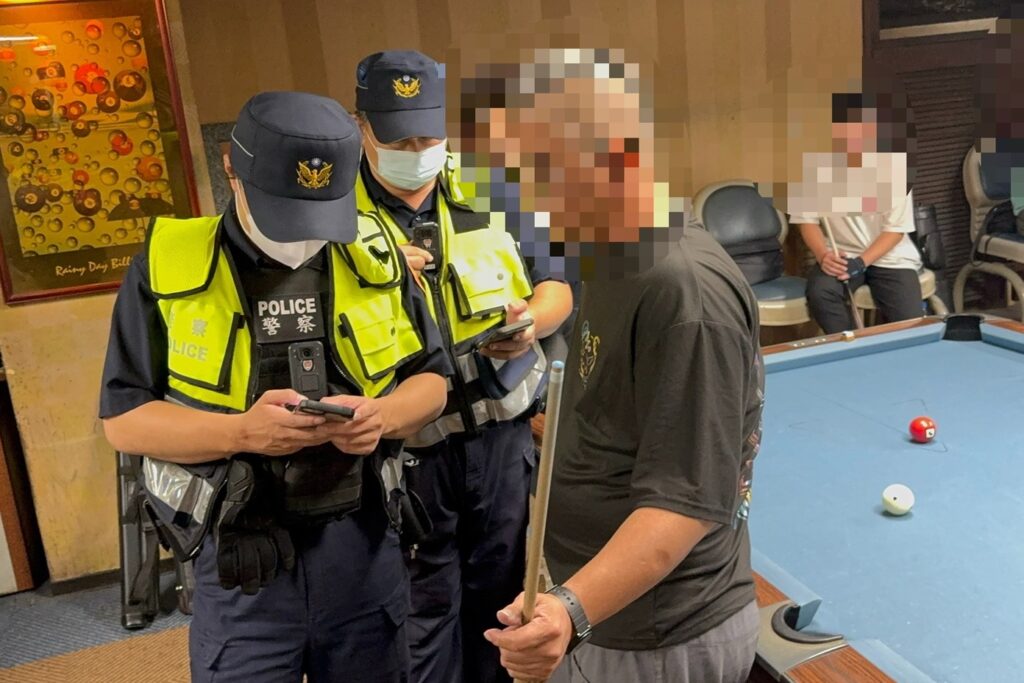 暑期青春專案開跑 北投警擴大臨檢 守護少年安心FUN暑假 8 MEITU 20250701 105444796