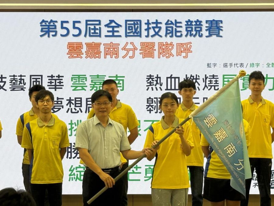 技能點亮人生!南分署選手李佳薰苦練漆作 勇敢築夢全國賽
