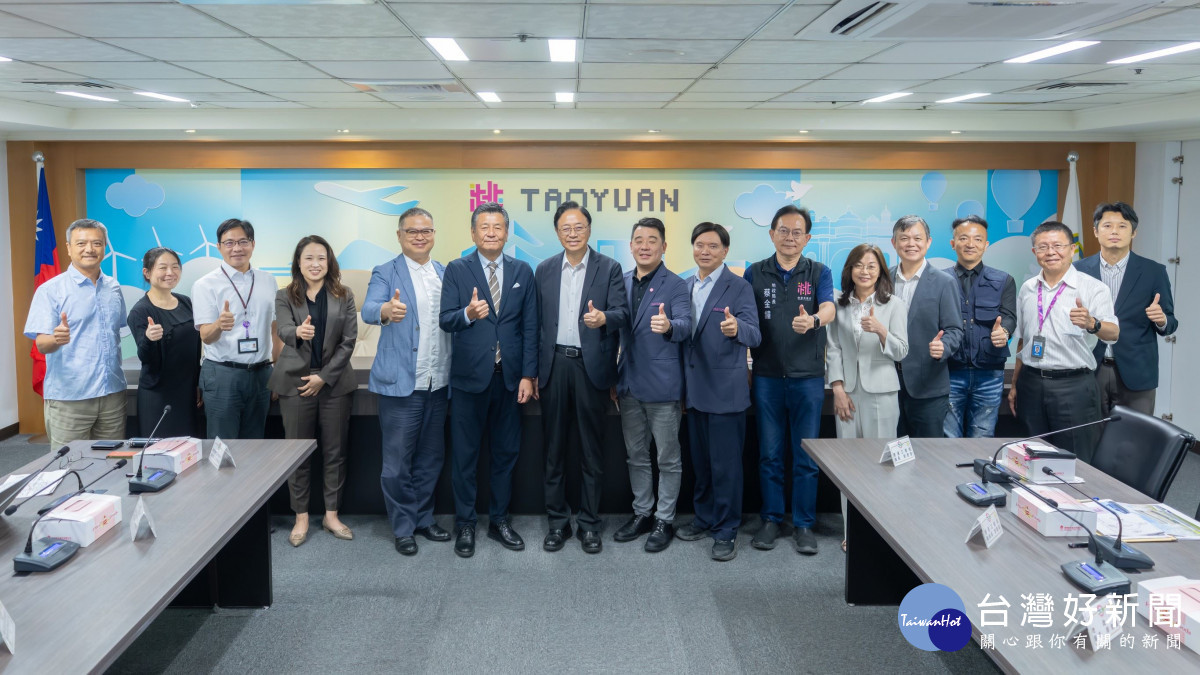 張市長率領市府團隊接待株式會社日本設計一行。