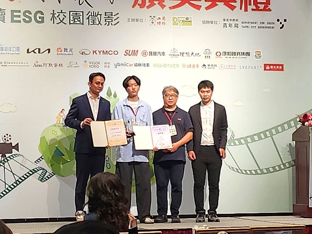 跨域創新獲肯定   龍華科大數商系榮獲ESG校園徵影雙優質獎