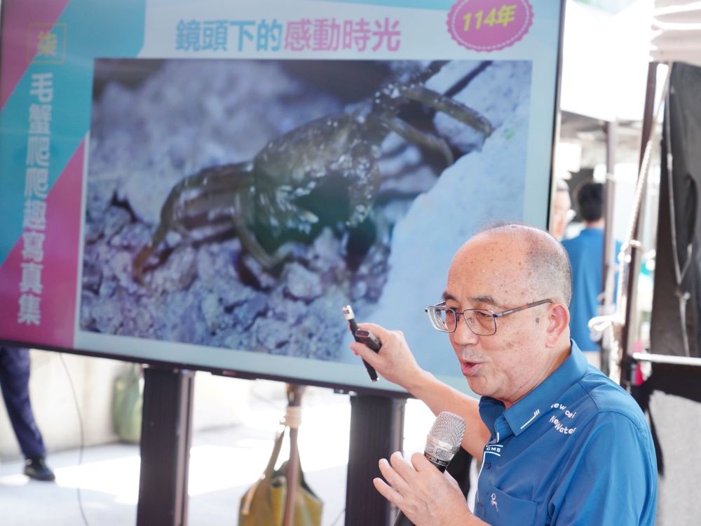 碧潭堰魚道「繩」奇助攻 毛蟹洄游彰顯生態友善成果 2 《圖說》水利局長宋德仁表示,這些魚蝦蟹的紀錄,具體彰顯了市府在新店溪河川整治上的顯著成效。〈水利局提供〉