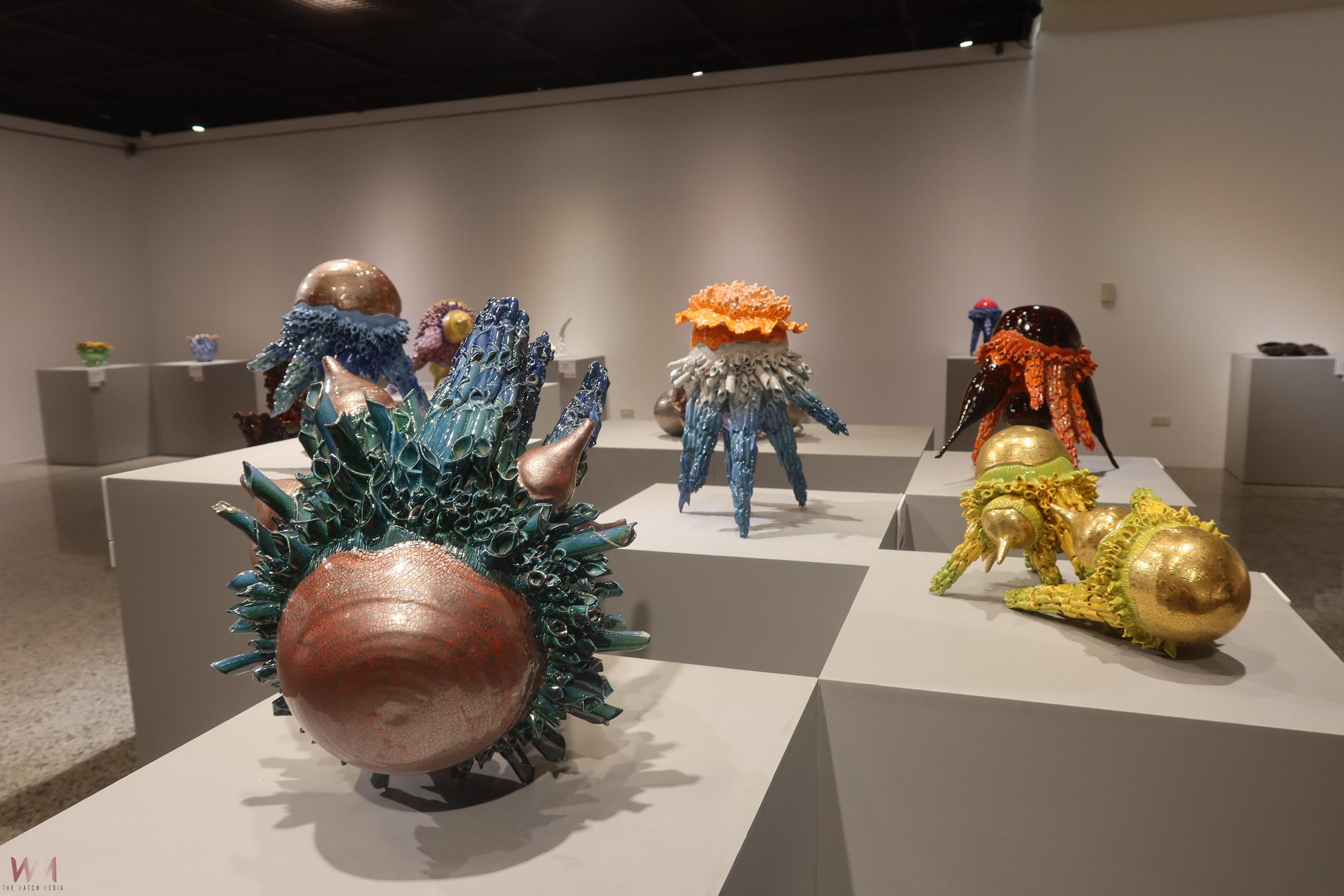 (有影片)/曾祥軒「花之微境」陶藝個展登場 彰化生活美學館展出至0803 - https://www.watchmedia01.com