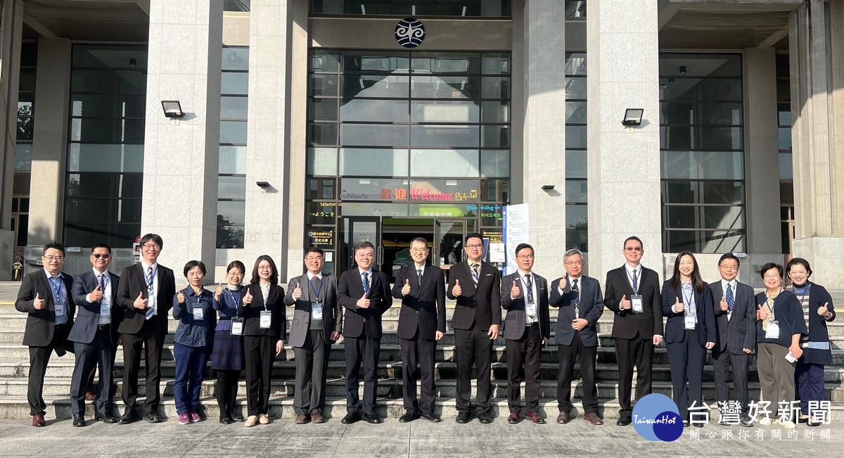 高等教育評鑑暨大主管合影。(暨大提供)