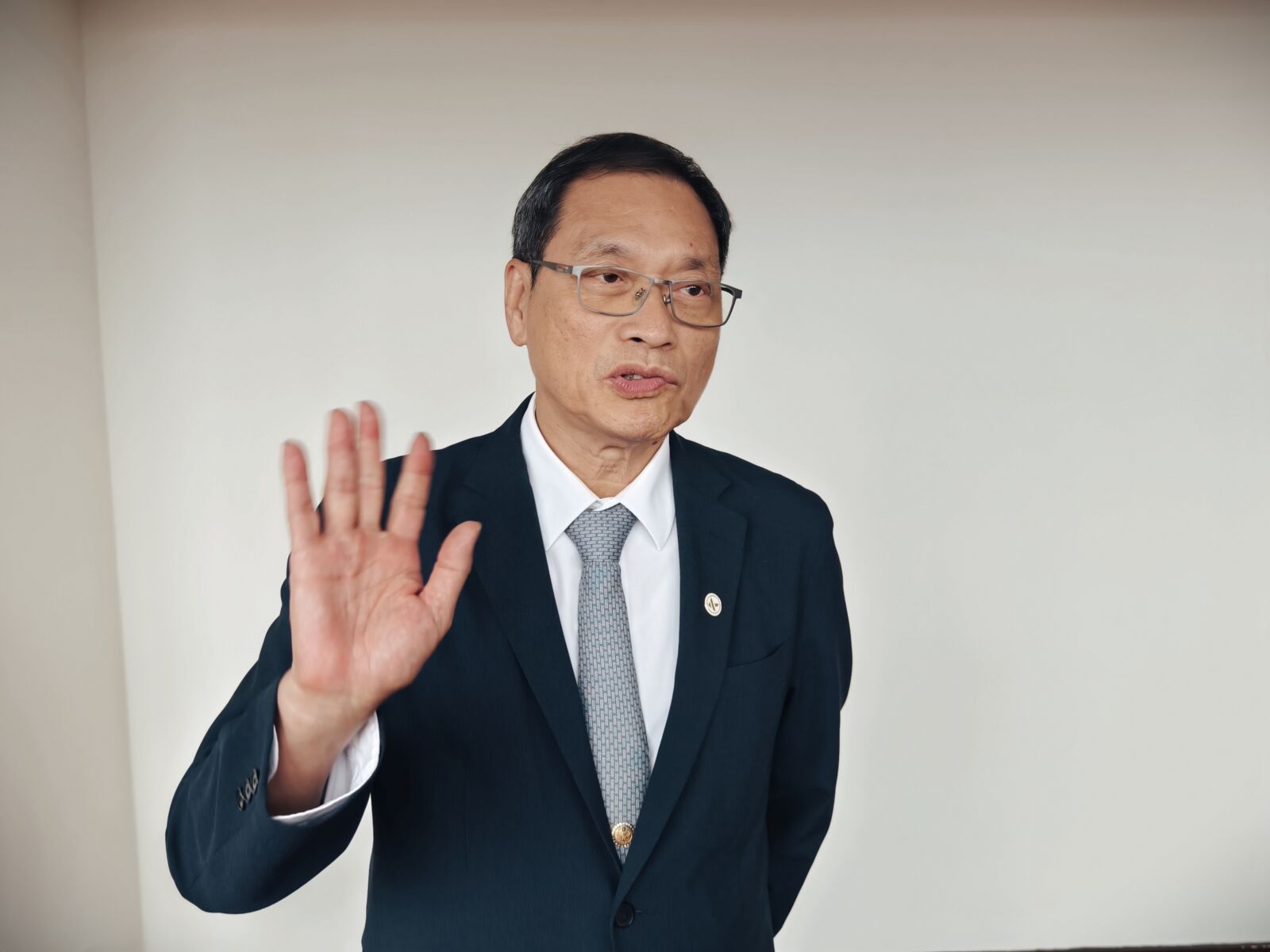 屏東萬巒節擬結合國防武器展示惹議 蘇清泉還原過程否認施壓 206 屏東萬巒節擬結合國防武器展示惹議 蘇清泉還原過程否認施壓 205