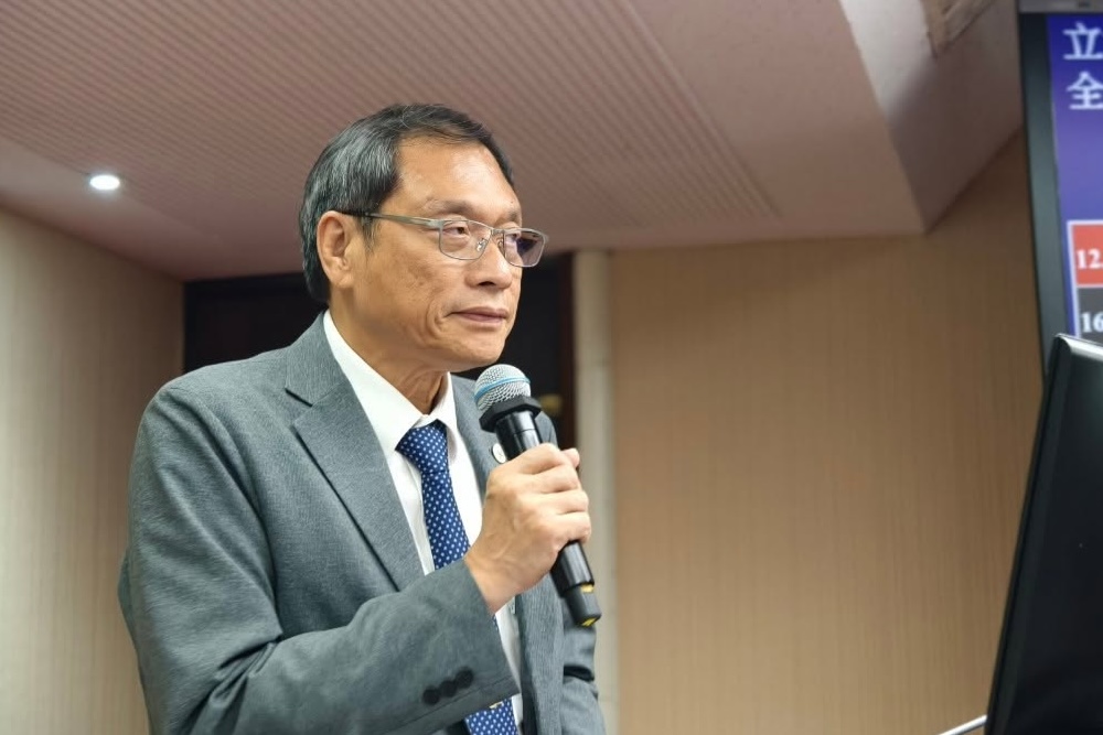 張雅屏為蘇清泉抱不平 分析「小閱兵」背後有綠派系鬥爭 216 張雅屏為蘇清泉抱不平 分析「小閱兵」背後有綠派系鬥爭 215