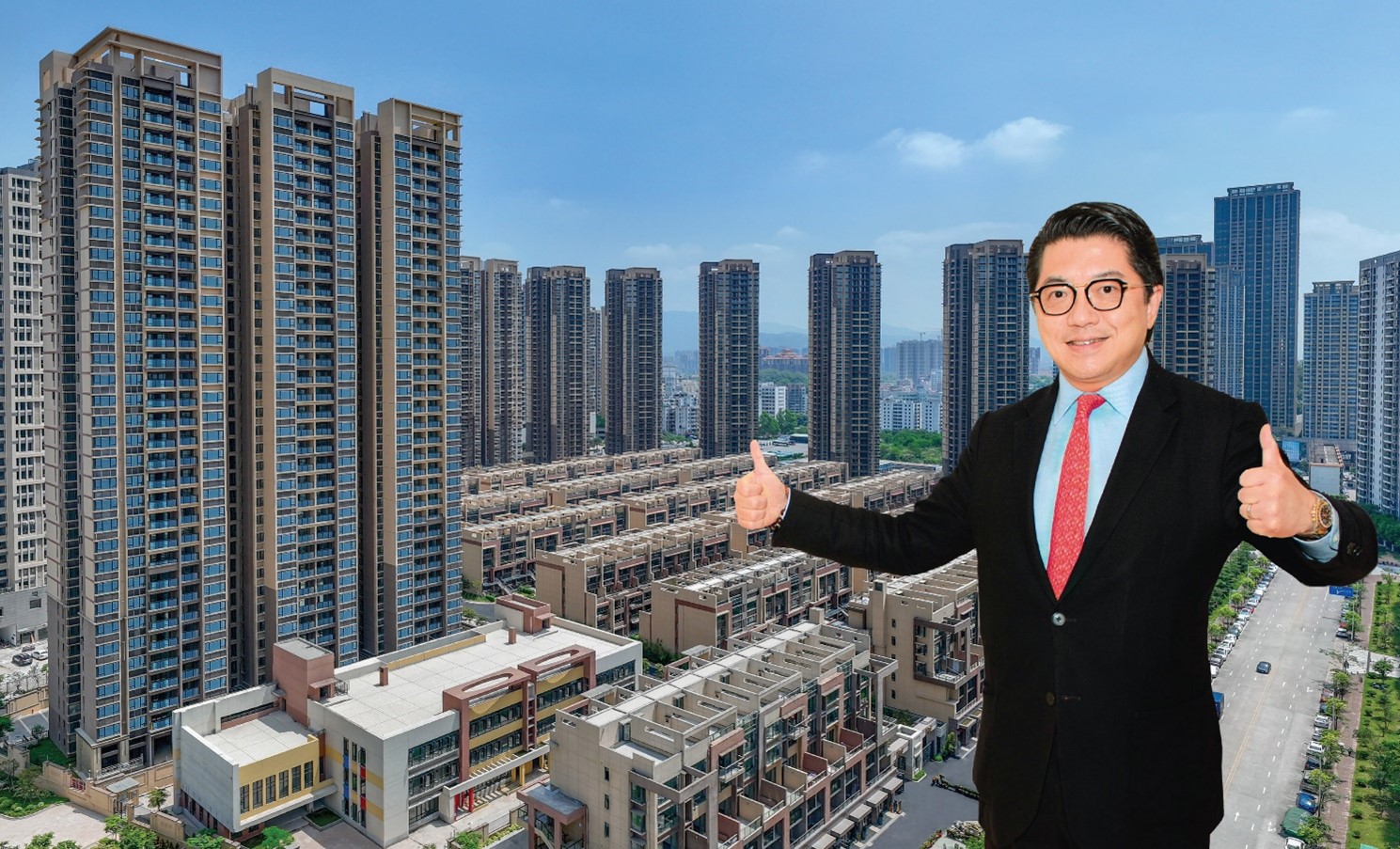 長江實業集團有限公司成員和記地產集團有限公司董事(市場)兼董事(企業業務發展)譚健旭表示瀧珀首500伙已完美售罄 ,本週末誠意加推全新樓棟精選單位,此外,夏日限時禮遇同步獻上,機不可失。