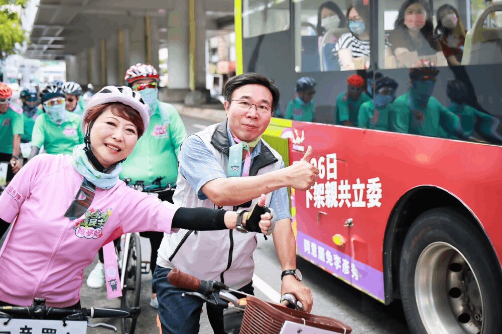 陳亭妃率鐵馬隊北上合體罷團 吳興商圈出發呼籲726投同意票 247 照片來源:陳亭妃立委辦公室