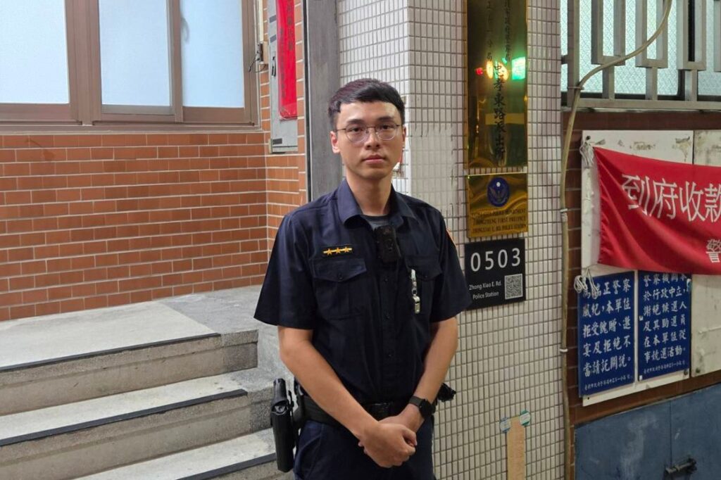 警急阻詐 七旬婦欲提領千萬現金險遭詐 警銀聯手阻詐顧老本 2 鄭翔謙