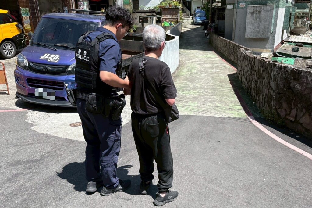 炎夏守護迷途長者 暖警關懷助平安返家 3 MEITU 20250705 165316596